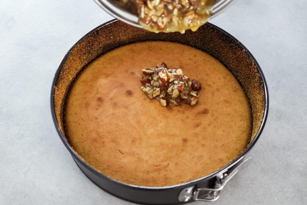 Kaada-toscakakun-paalle-kuorrute