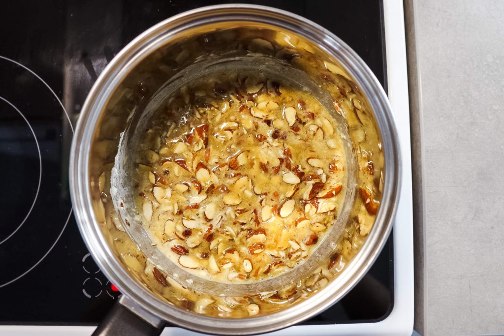 Toscakakun-kuorrutus