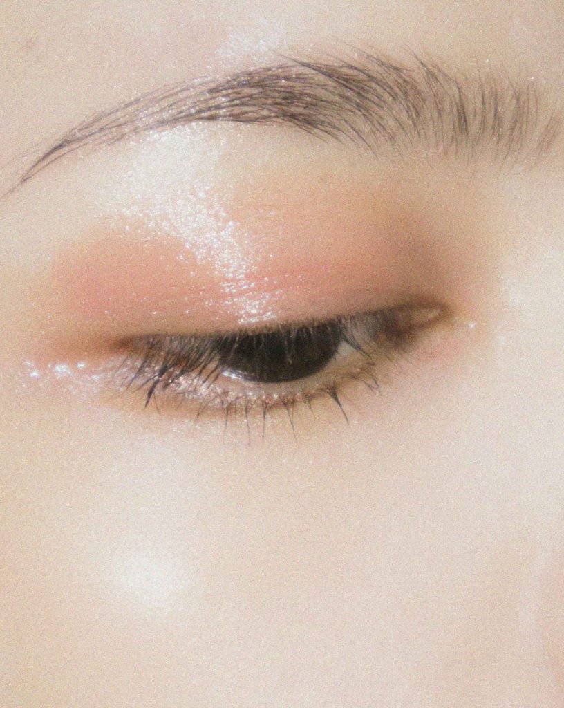 kulmakarva trendi 2022