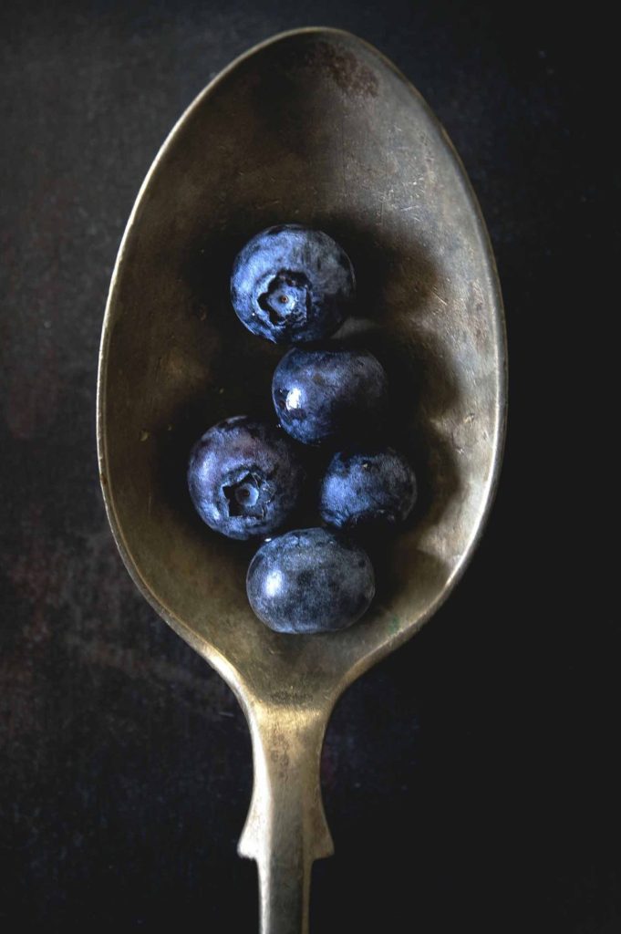 mustikoita leivonnassa